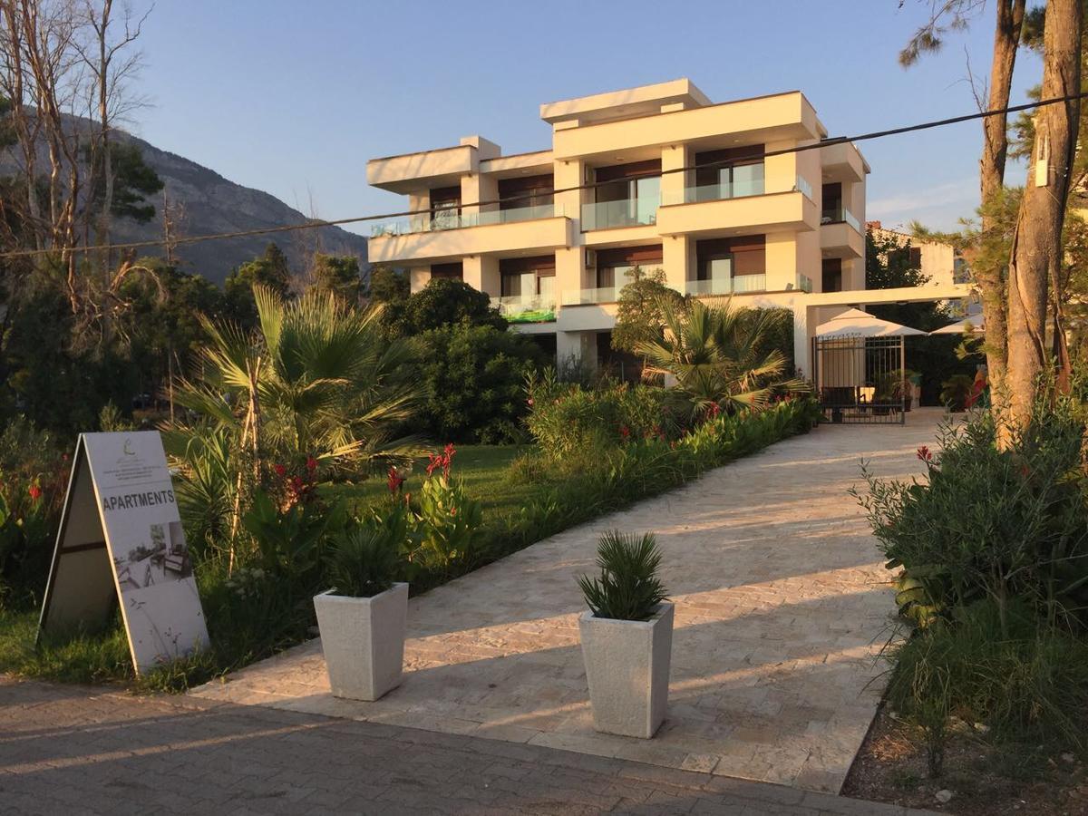 Apartments Kuce Lekovica Beach & Snack Bar- Bistro Exterior foto